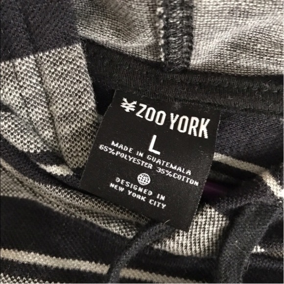 ⭐️CLOSET CLOSING Zoo York men’s pullover hoodie - Picture 3 of 5